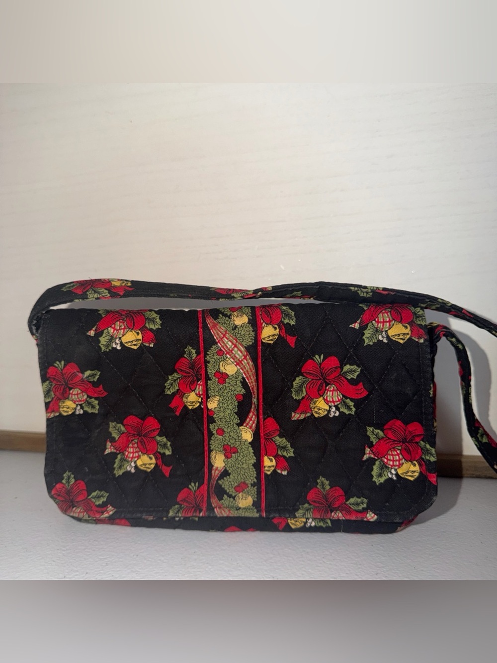 Vera Bradley Rare Quilted Black Holiday Floral Shoulder Bag
